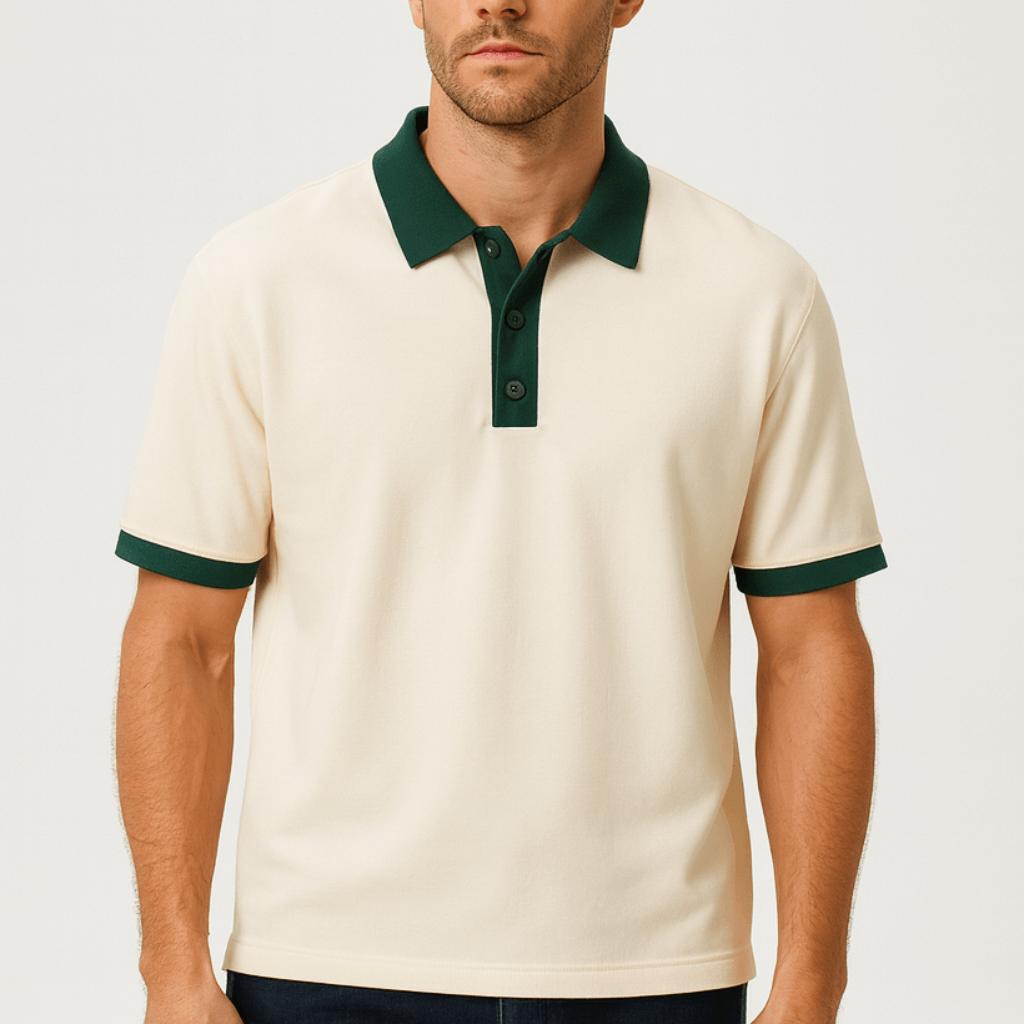 Koszulka polo z kontrastowym kołnierzykiem, luźnym krojem i eleganckim wykończeniem