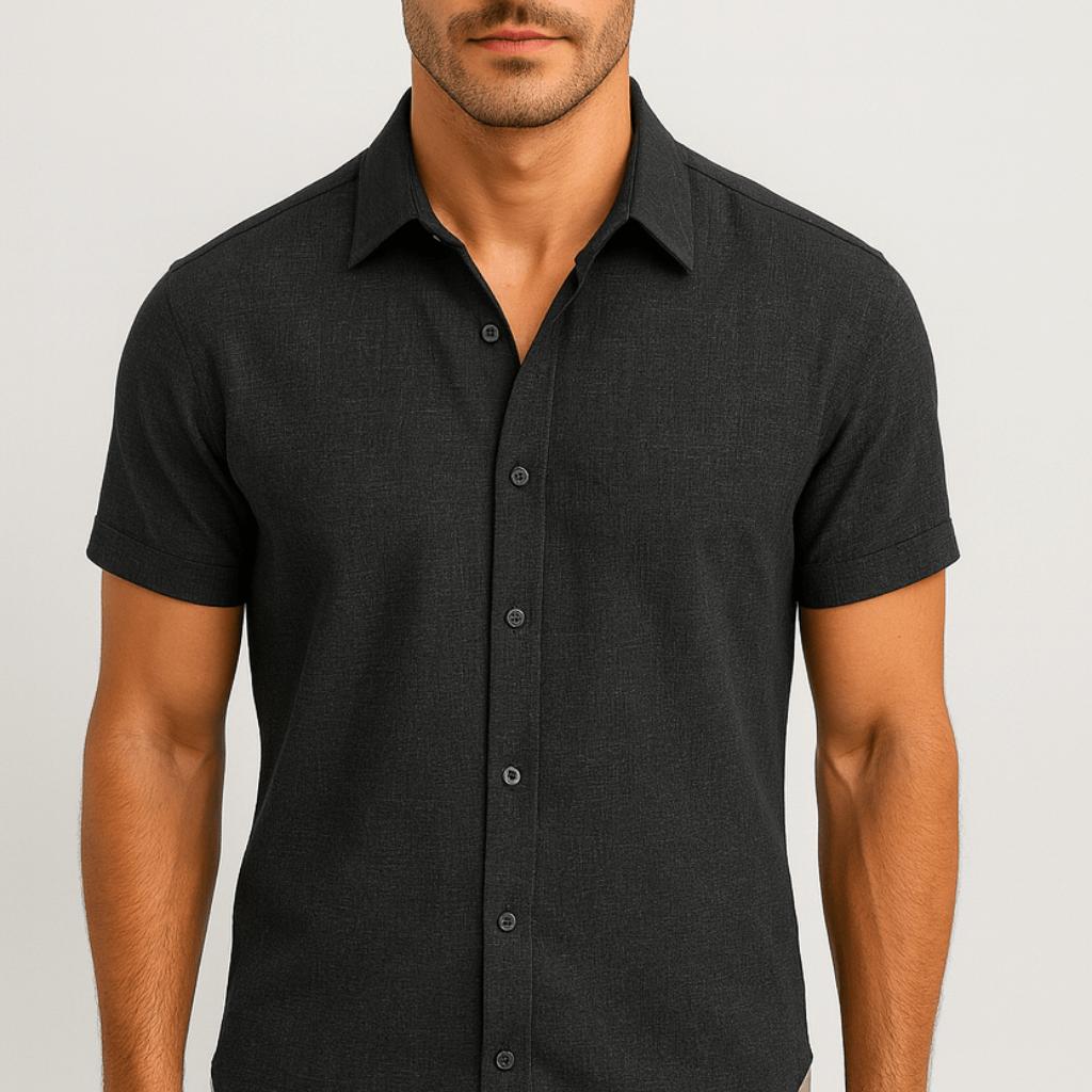 Luźna letnia koszula z krótkimi rękawami i kołnierzykiem, przewiewna tkanina