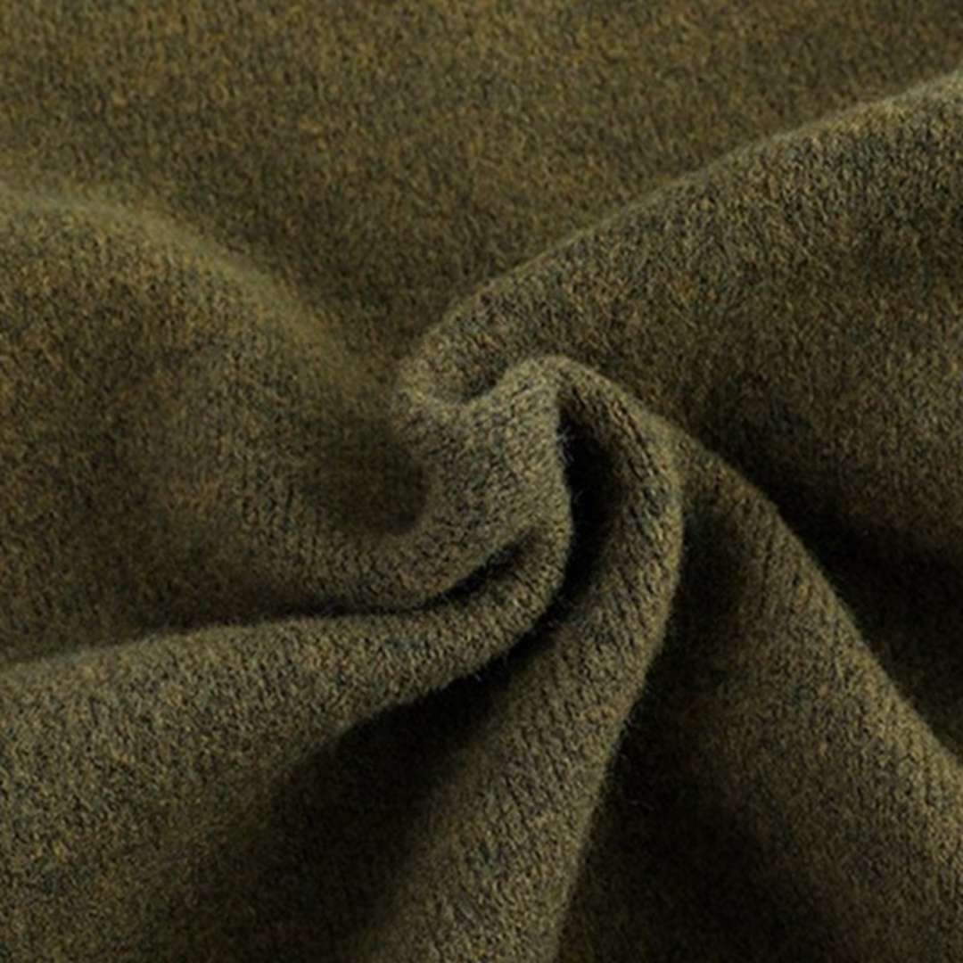 Wełniany długi kardigan zapinany na guziki