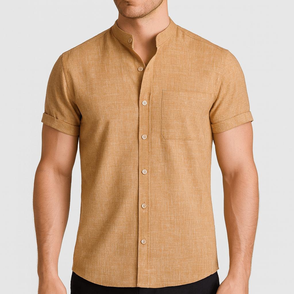 Koszulka polo z kołnierzykiem typu stójka, podwiniętymi mankietami i kieszenią