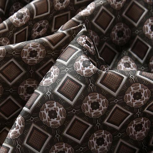 Kurtka skórzana średniej długości dla mężczyzn – styl z teksturą w kratkę