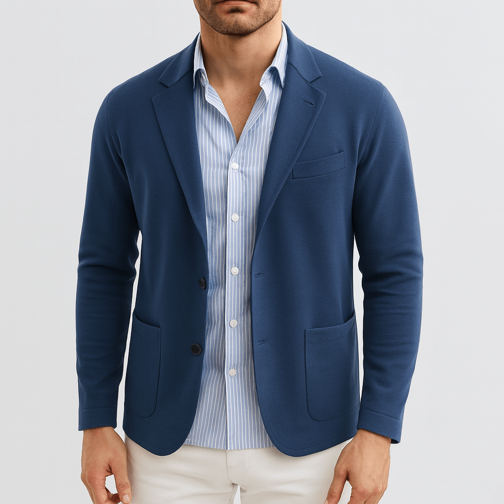 Blezery o dopasowanym kroju z wyciętymi klapami