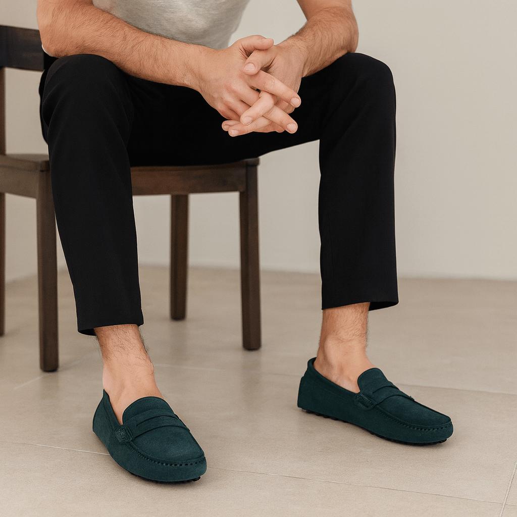 Stylowe i nowoczesne mokasyny zamszowe dla mężczyzn – inspirowane włoskim stylem